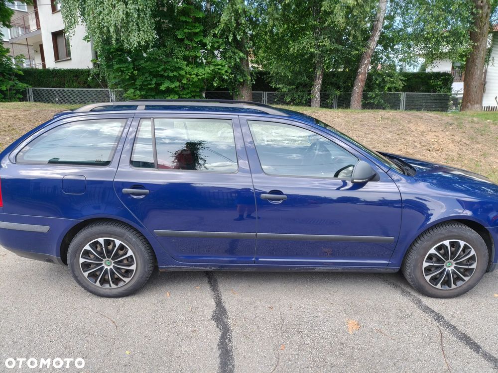 Skoda Octavia 1.6 Tour Classic - 3
