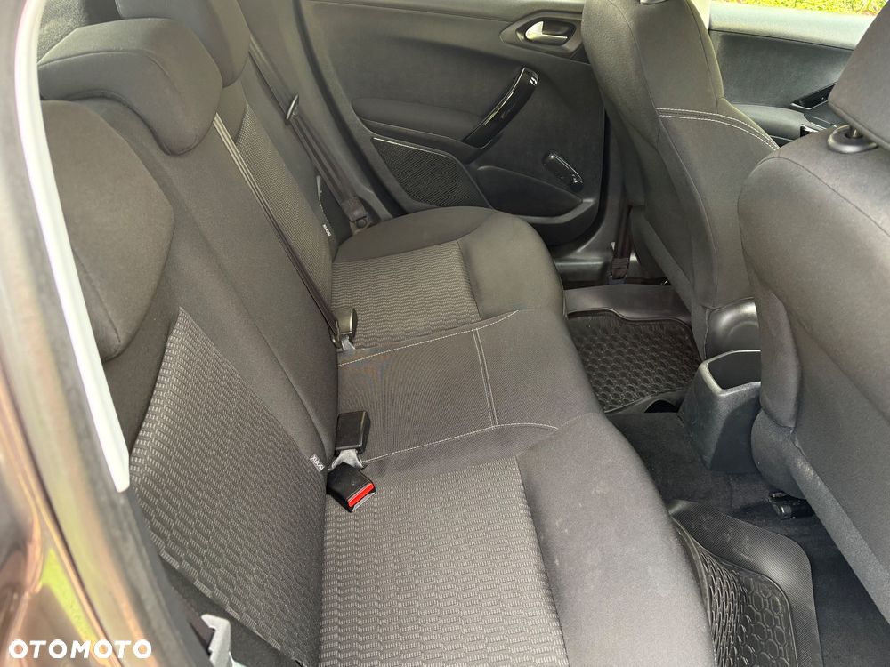 Peugeot 208 1.2 PureTech Allure - 8