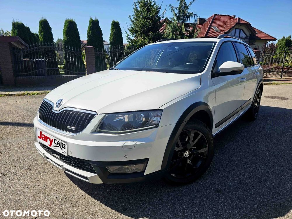 Skoda Octavia 2.0 TDI 4x4 DSG Scout - 1