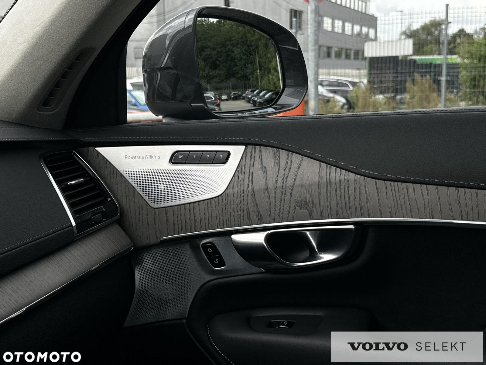 Volvo XC 90 - 30