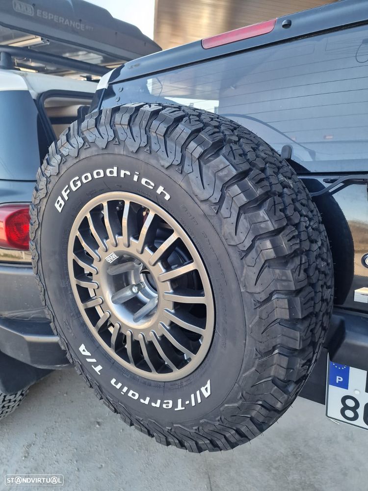 Toyota Land Cruiser - 10