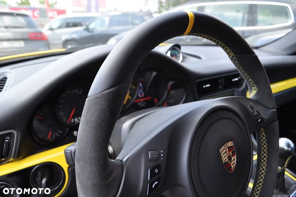 Porsche 911 Carrera S 50 Jahre - 24