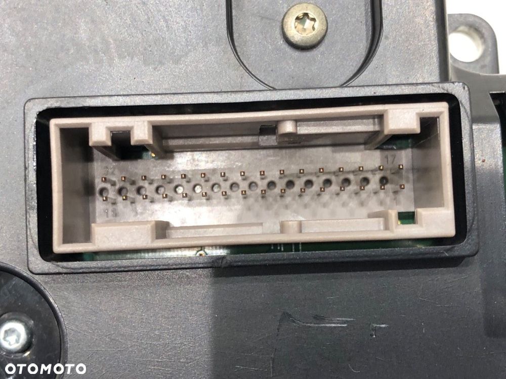 LICZNIK - 516.00 PLN - AUDI A6 C6 Avant (4F5) 2004 - 2011 2.0 TDI 100 kW [136 KM] olej napędowy - 4