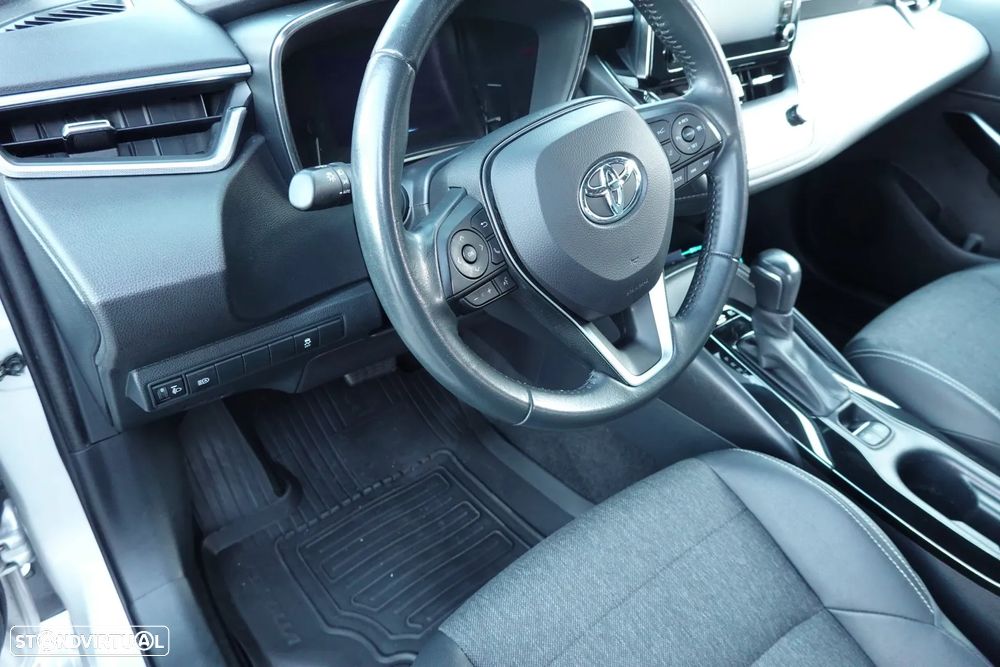 Toyota Corolla Touring Sports 1.8 Hybrid Comfort+P.Sport - 10