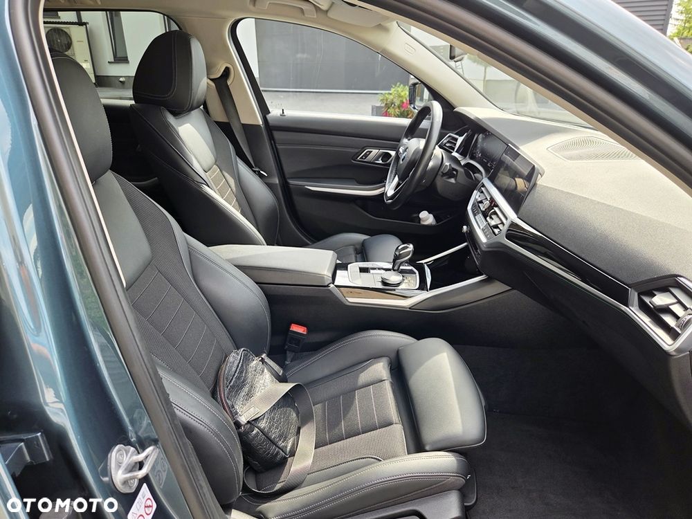 BMW Seria 3 - 37