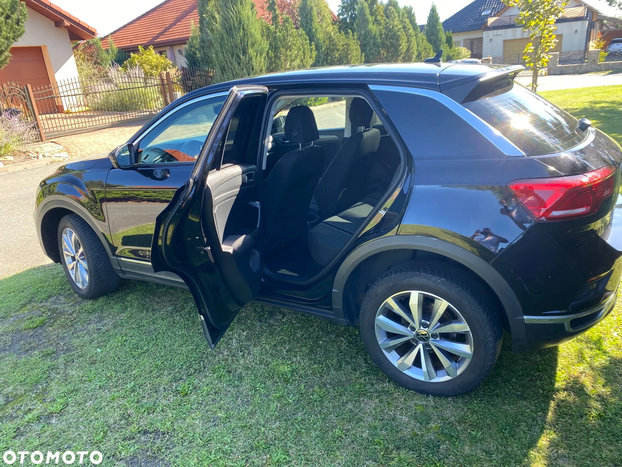 Volkswagen T-Roc 1.0 TSI Advance - 23