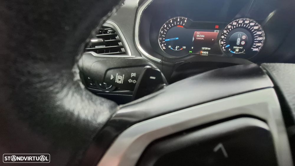 Ford S-Max - 48