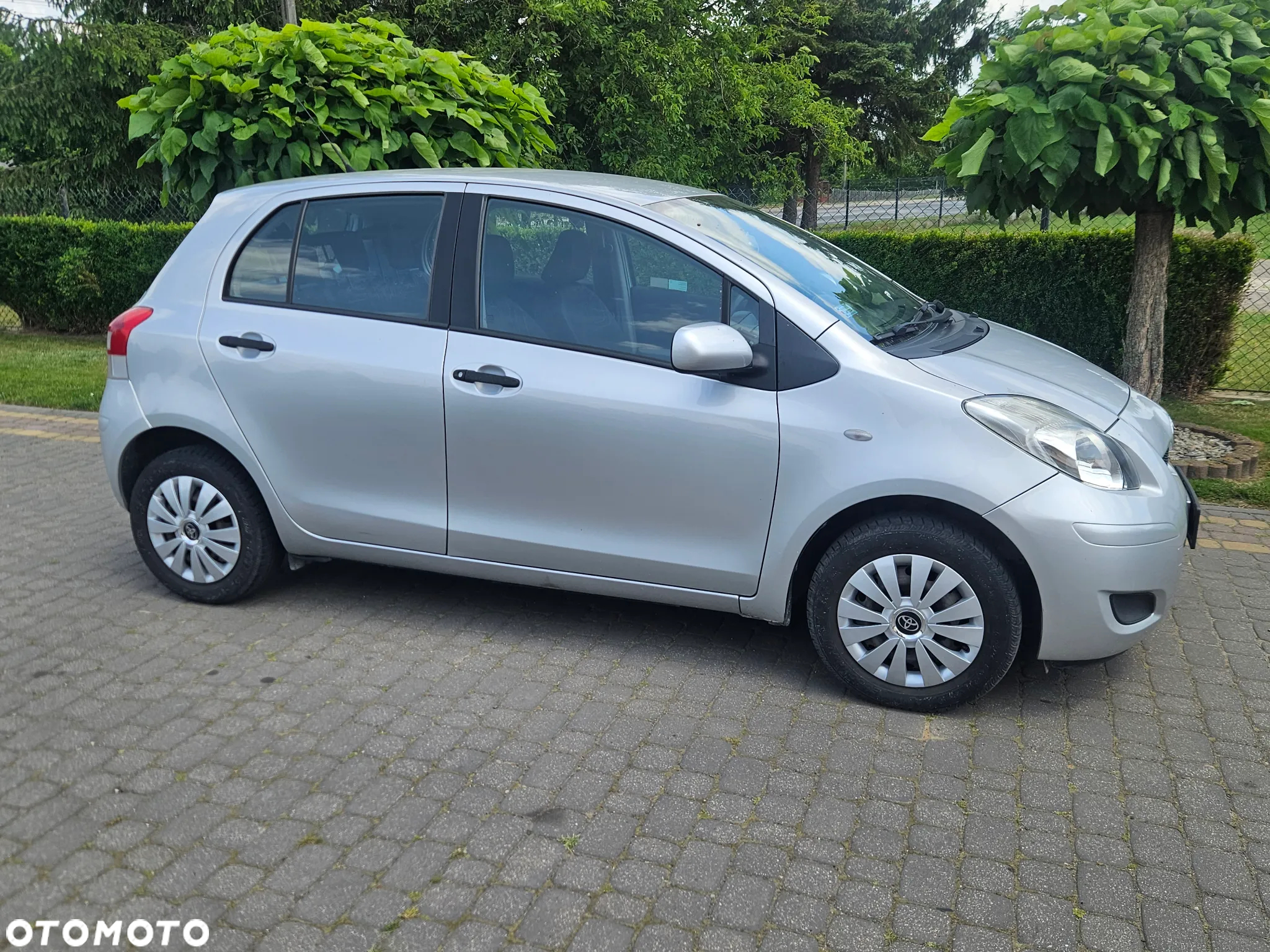 Toyota Yaris 1.0 Active - 11