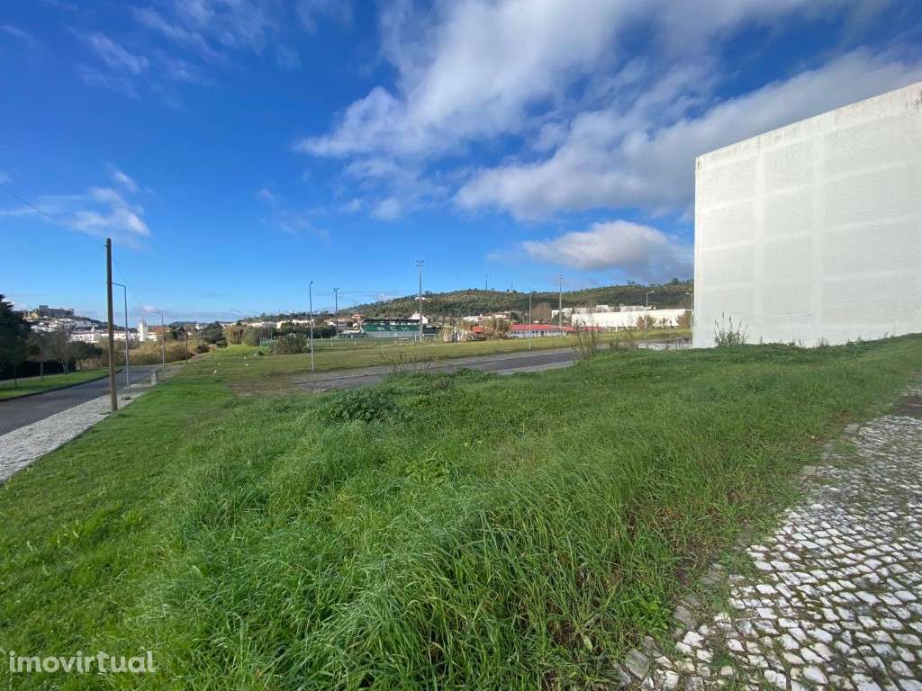 Terreno Urbano para Investimento - Construção Multifamiliar | Vista... - Grande imagem: 4/7