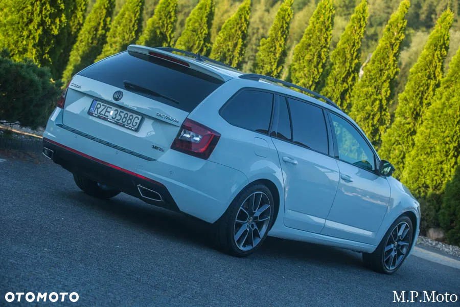 Skoda Octavia 2.0 TDI RS DSG - 7