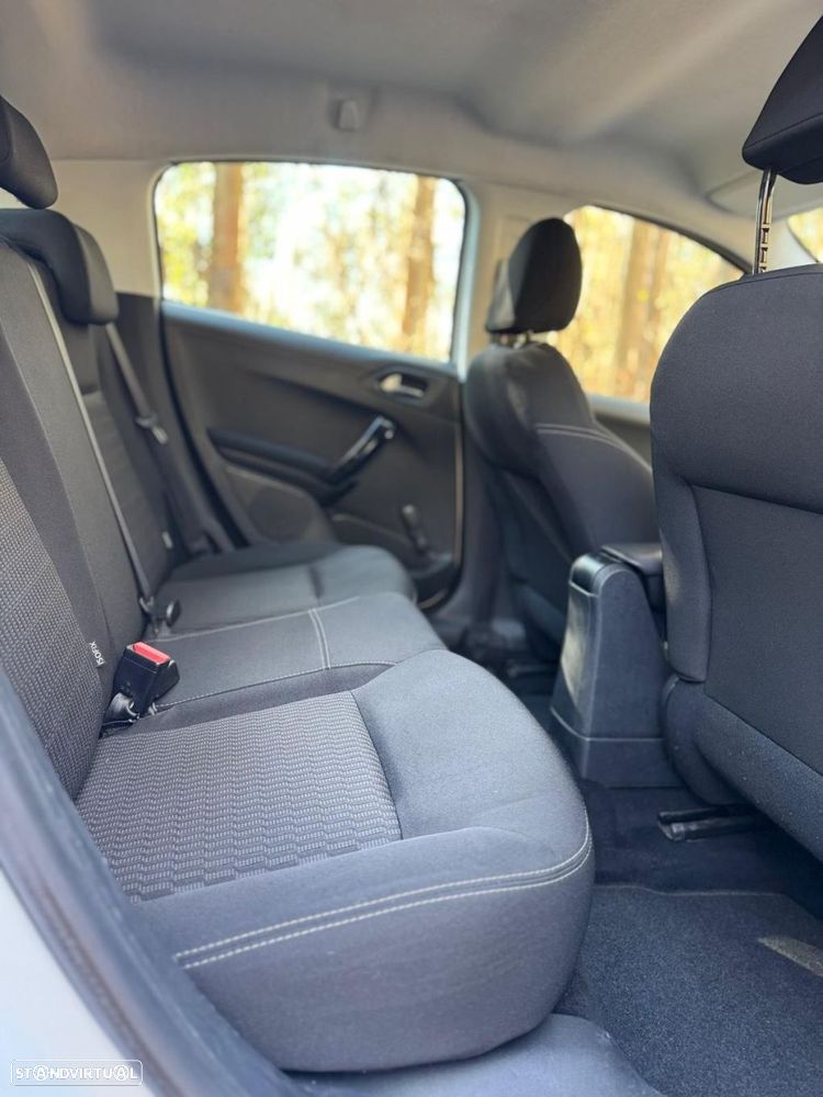 Peugeot 208 1.5 BlueHDi Active - 14