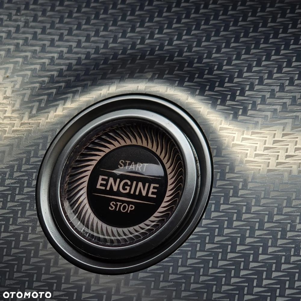 Mercedes-Benz Klasa E 220 d 9G-TRONIC AMG Line - 35