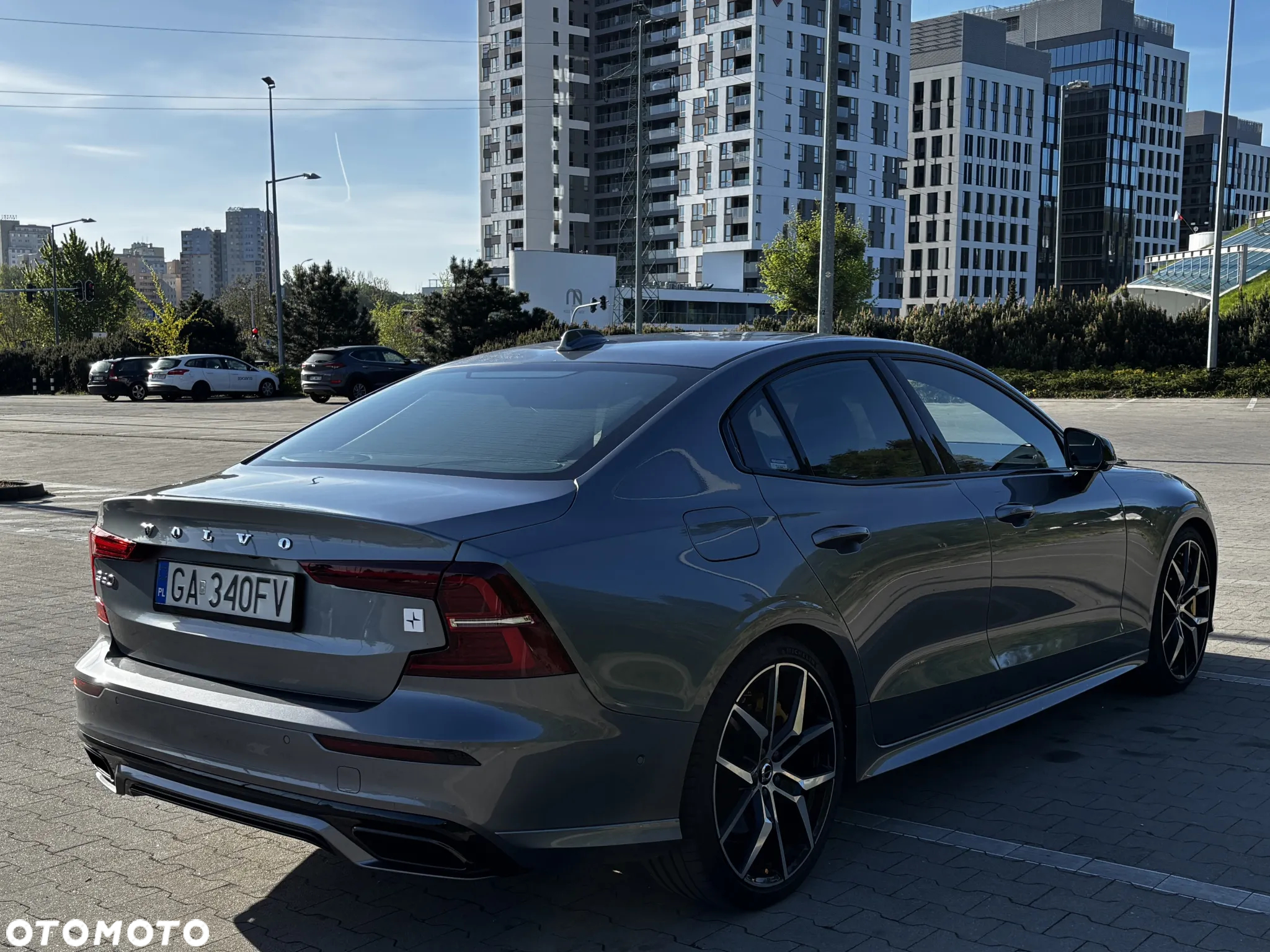 Volvo S60 T8 AWD Plug-In Hybrid Polestar Engineered - 4
