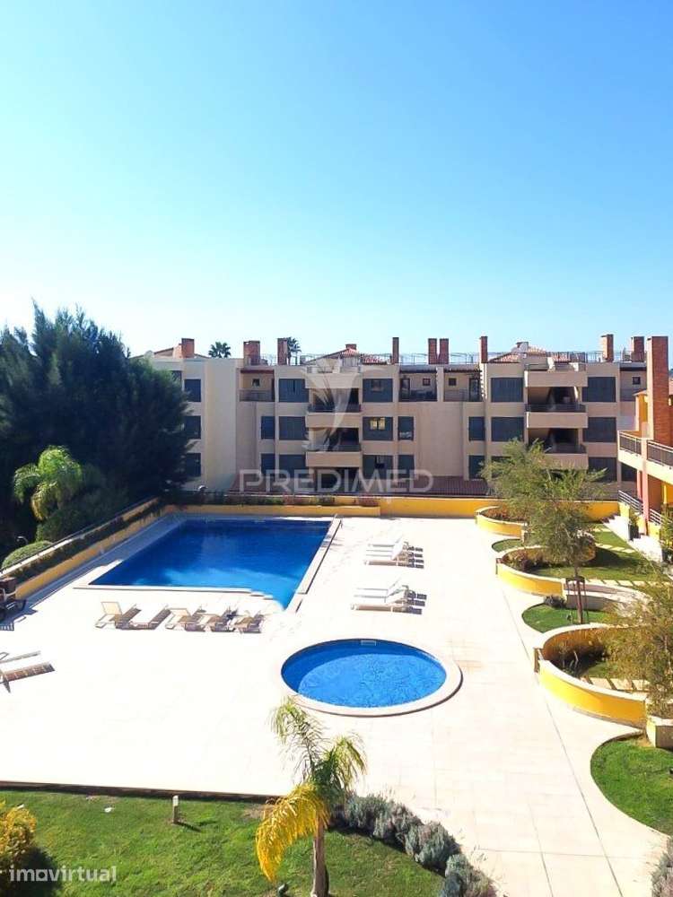 Vilamoura - apartamento com piscina e 2 lugares de estacionamento - Grande imagem: 2/18