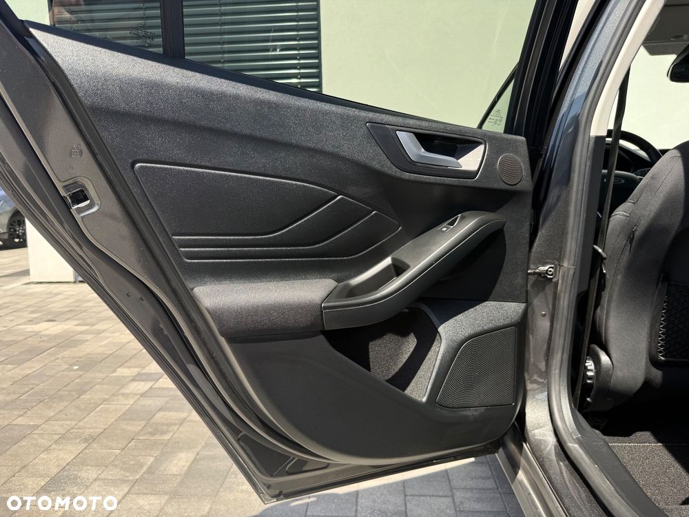 Ford Focus 1.5 EcoBlue Connected - 36
