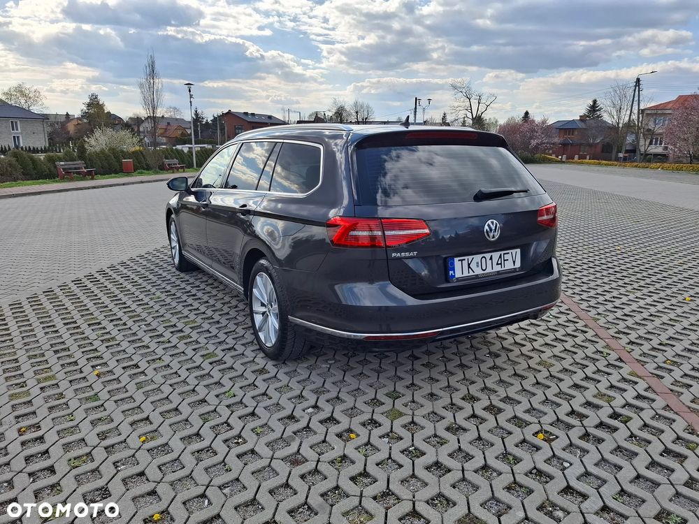 Volkswagen Passat 2.0 TDI BMT Highline DSG7 - 9