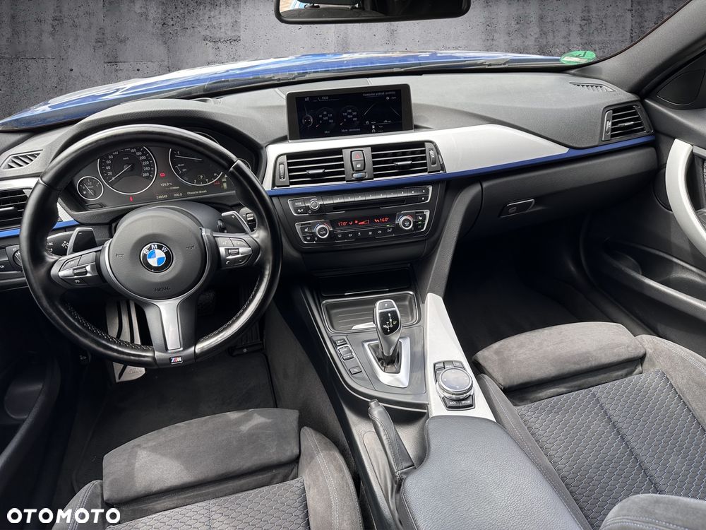 BMW Seria 3 325d M Sport - 10