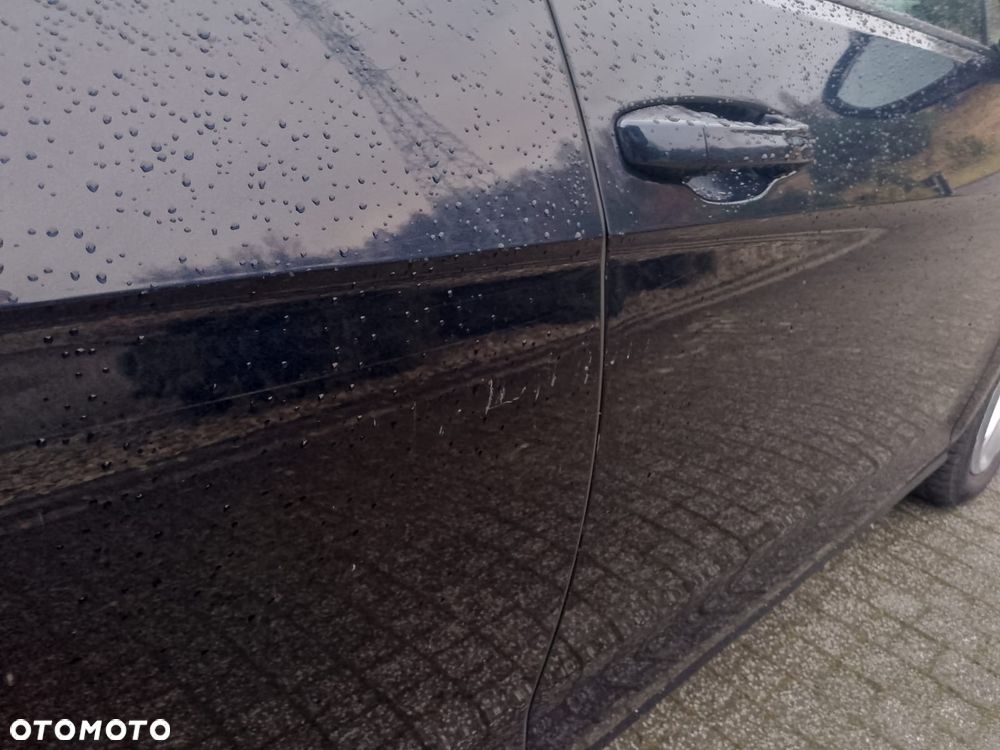 Volkswagen Golf - 16