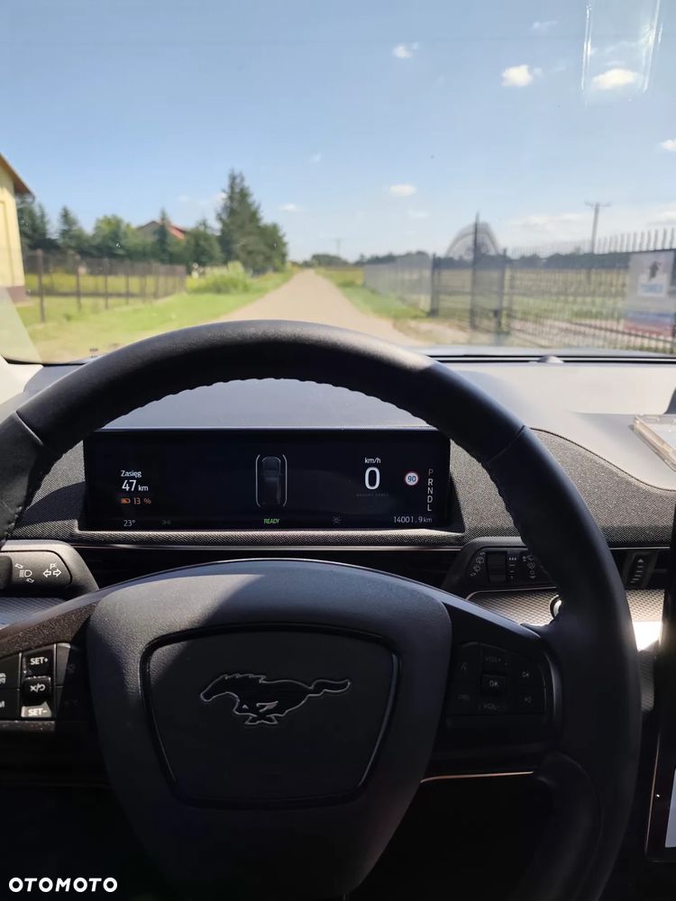 Ford Mustang Mach-E 75kWh RWD - 17