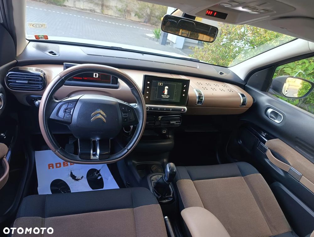 Citroën C4 Cactus 1.2 PureTech Shine Edition - 19