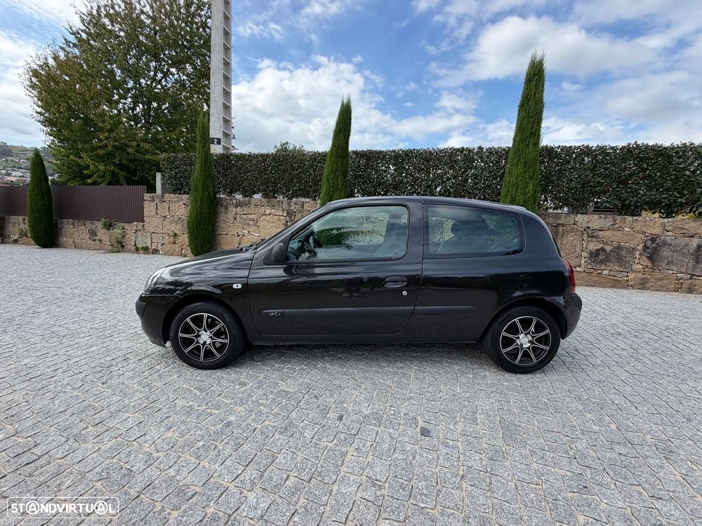 Renault Clio - 10