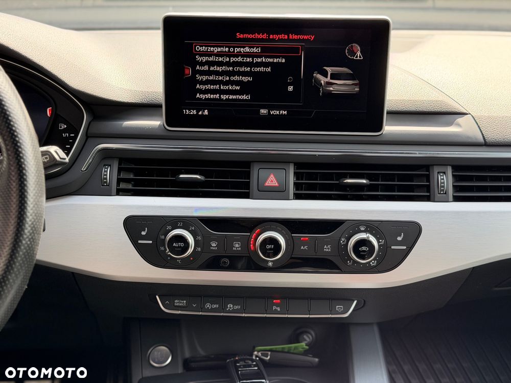 Audi A4 Avant 2.0 TDI DPF clean diesel quattro S tronic S line Sportpaket - 22