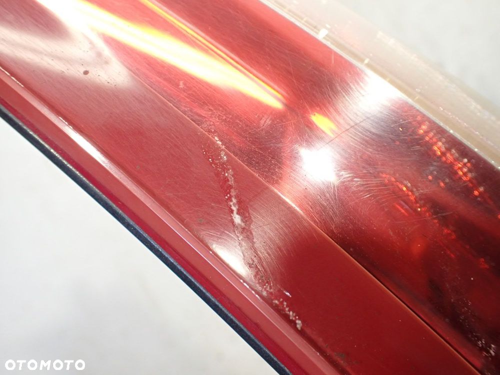 LAMPA LEWA TYLNA CITROEN C4 PICASSO LIFT 1.6HDI - 18