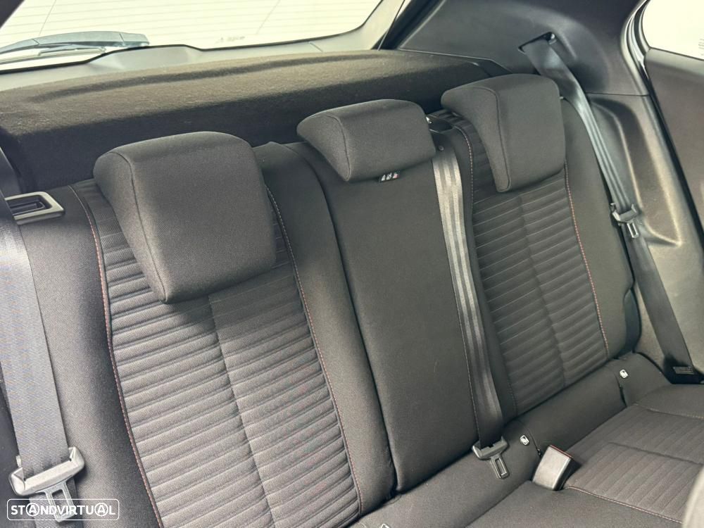 Peugeot 2008 PureTech 100 Active - 19