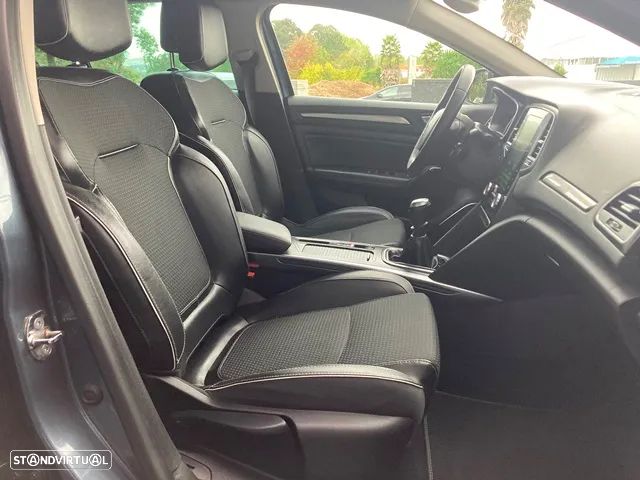 Renault Mégane 1.6 dCi Bose Edition SS - 36