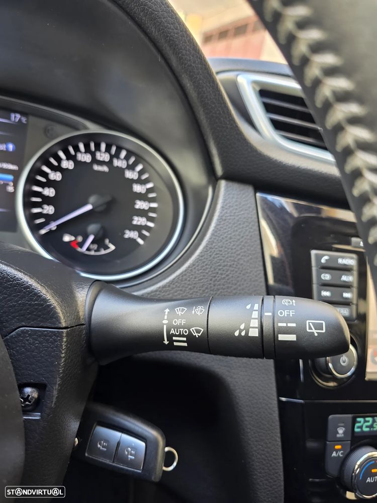 Nissan Qashqai 1.5 dCi N-Connecta - 30