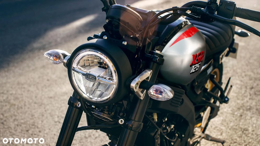Yamaha XSR - 13