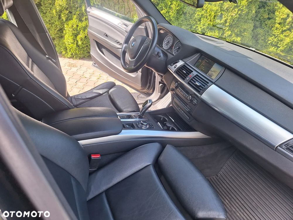 BMW X5 4.0d xDrive - 9