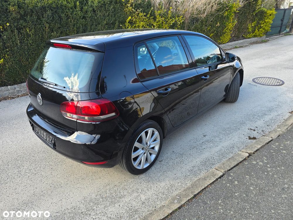 Volkswagen Golf - 14