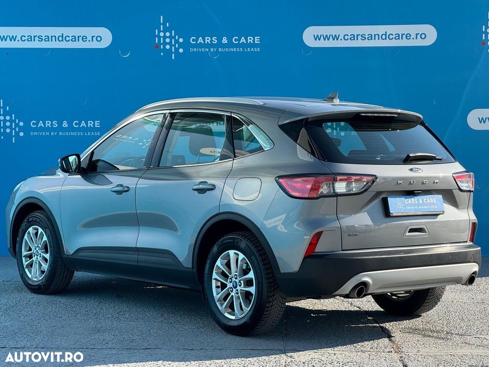 Ford Kuga - 4
