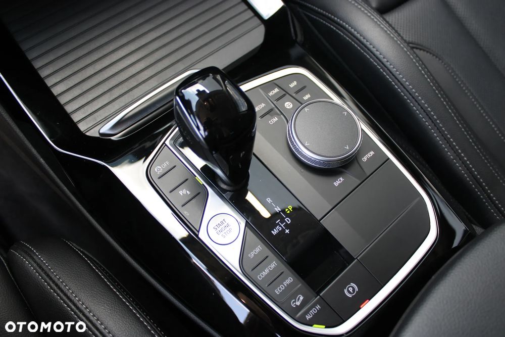 BMW X3 xDrive20i - 17