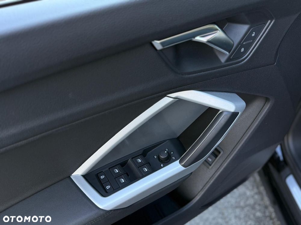 Audi Q3 Sportback - 19