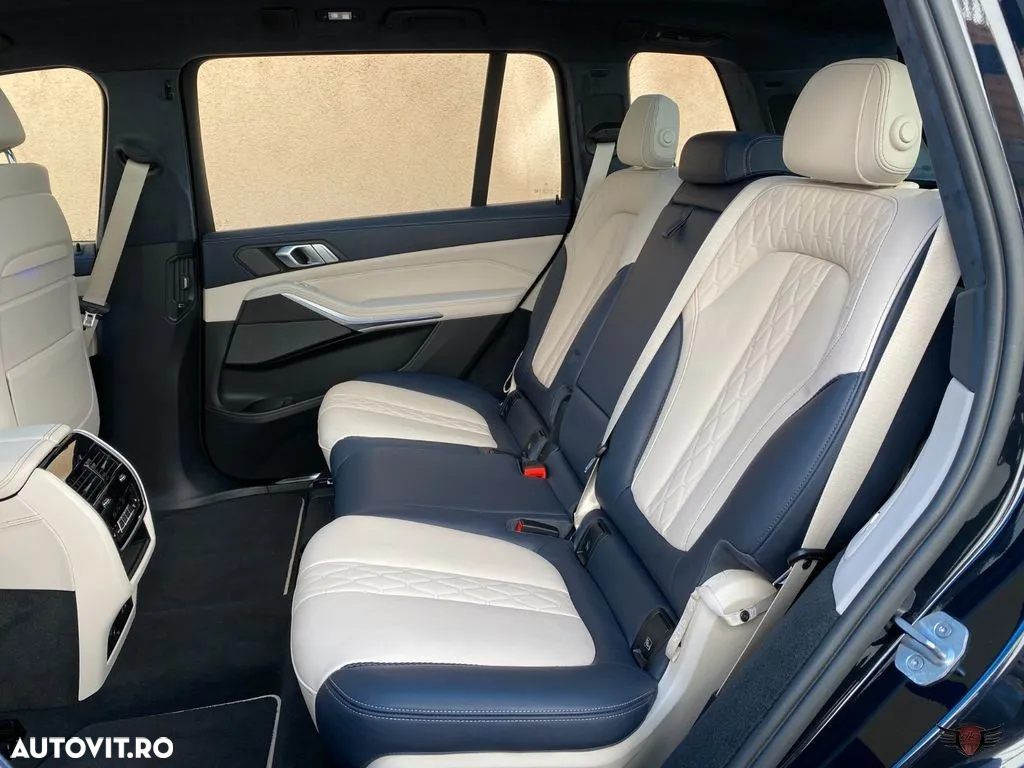 BMW X7 M50d - 30