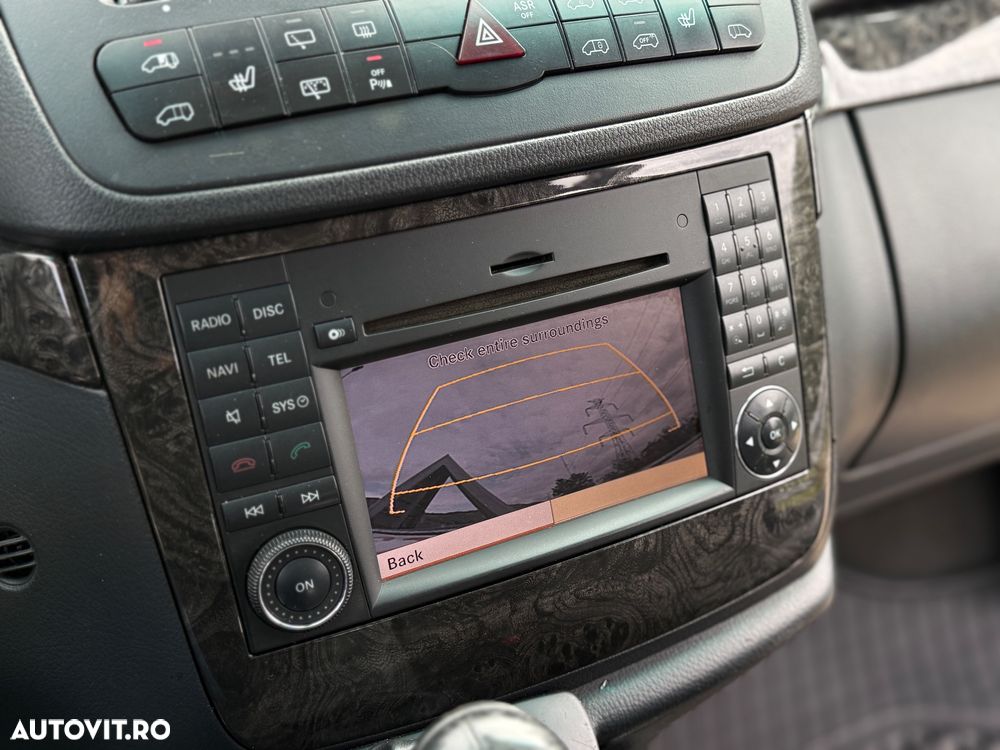 Mercedes-Benz Viano 3.0 CDI DPF lang Automatik Avantgarde - 15