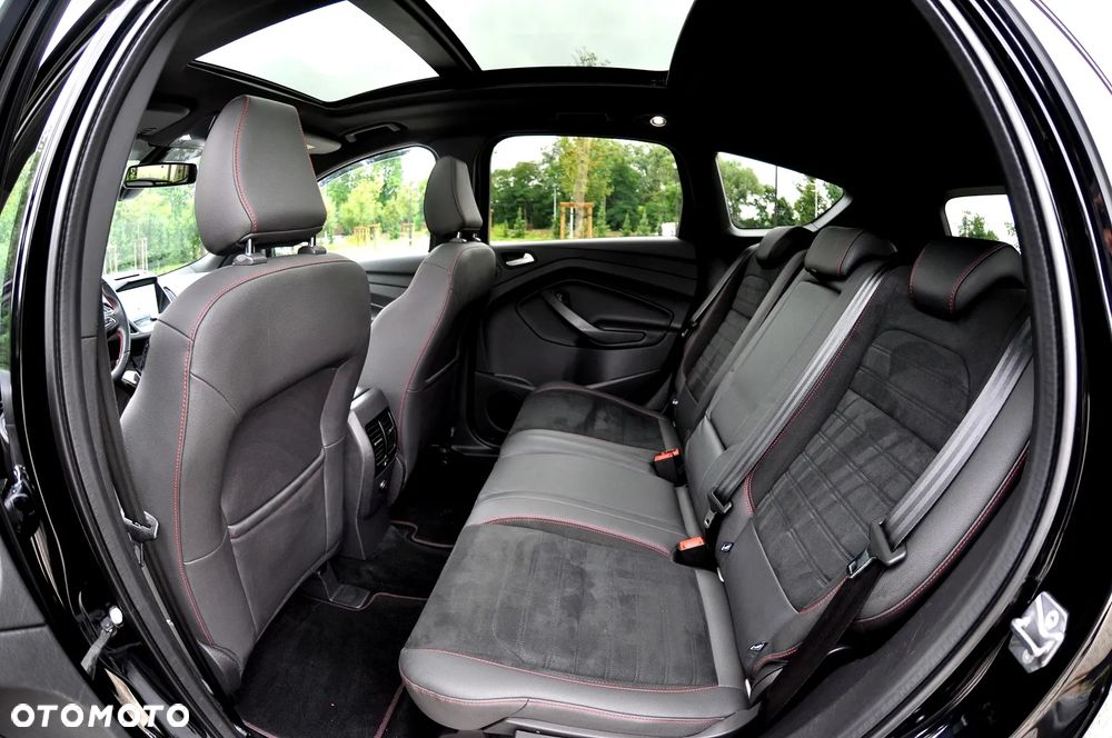 Ford Kuga 2.0 TDCi AWD ST-Line - 26