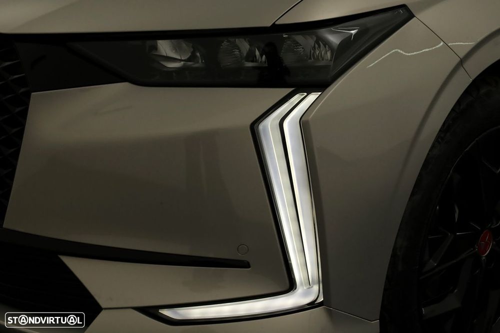 DS DS4 1.2 PureTech Performance Line EAT8 - 6