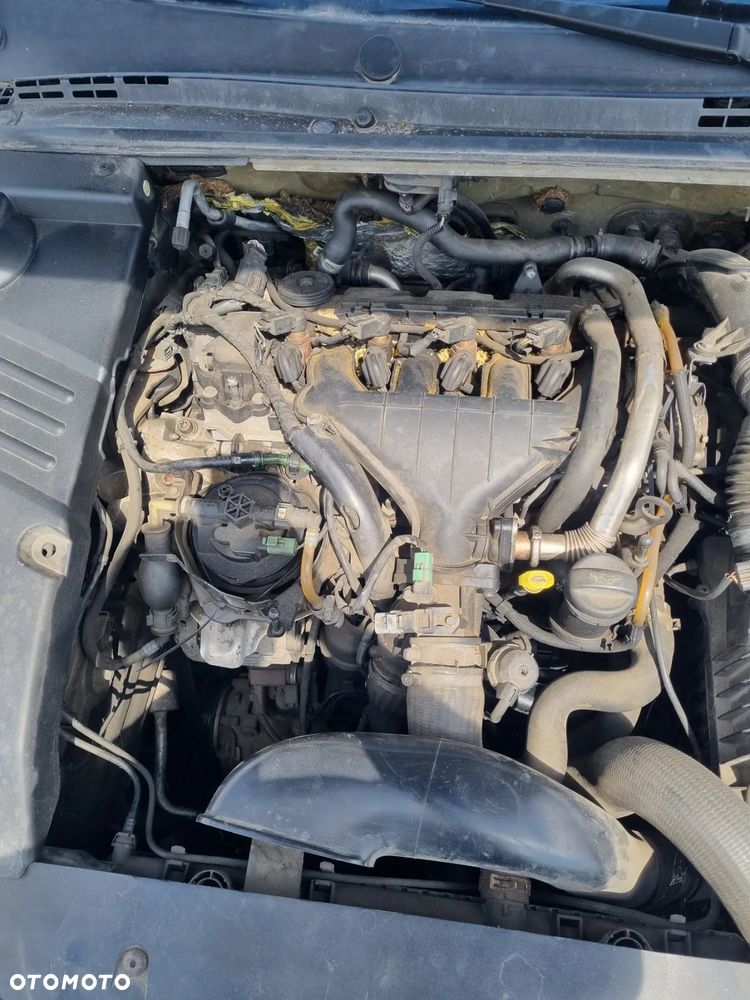 Citroen C5 hb Lift 2.0hdi lakier EFBD xenon jbl na części - 12