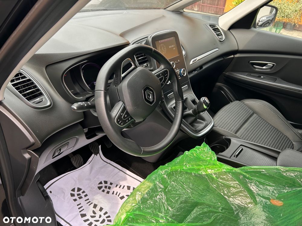 Renault Scenic - 7