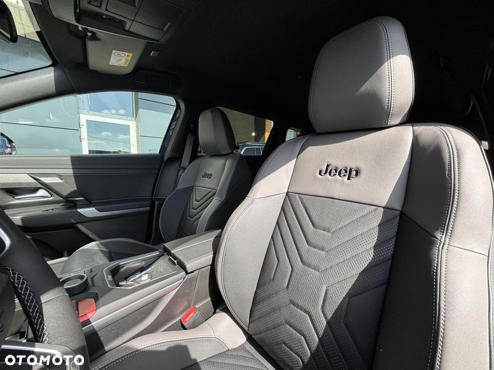 Jeep Compass - 22