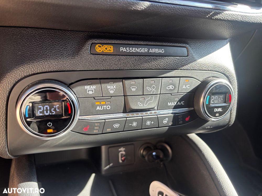 Ford Focus 1.5 EcoBlue Titanium - 4