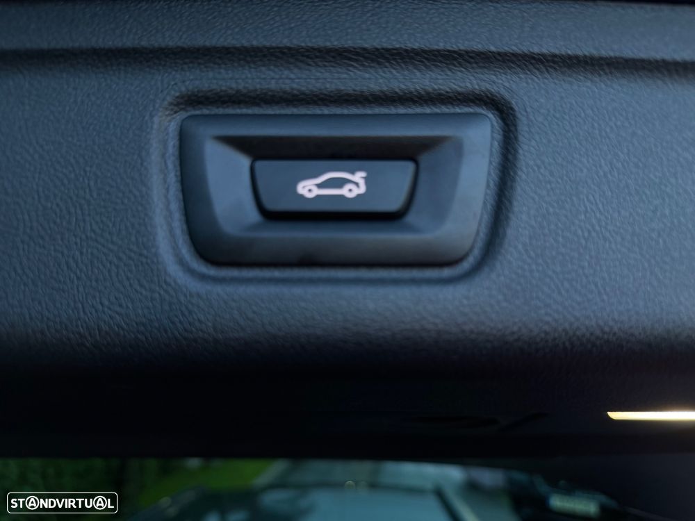 BMW 318 d Pack M Auto - 43