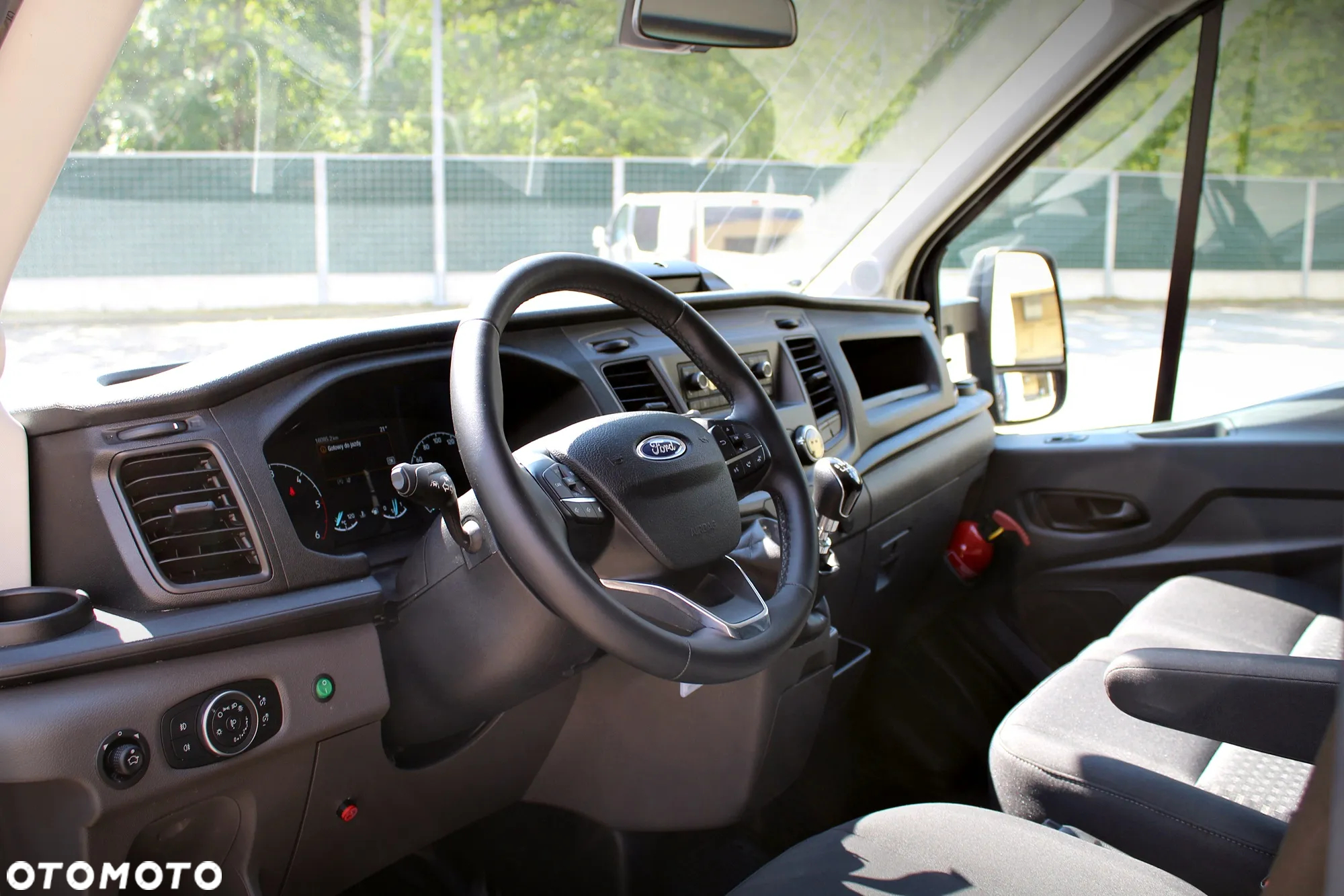 Ford Transit kontener 9 euro palet + winda BAR 750kg - 18