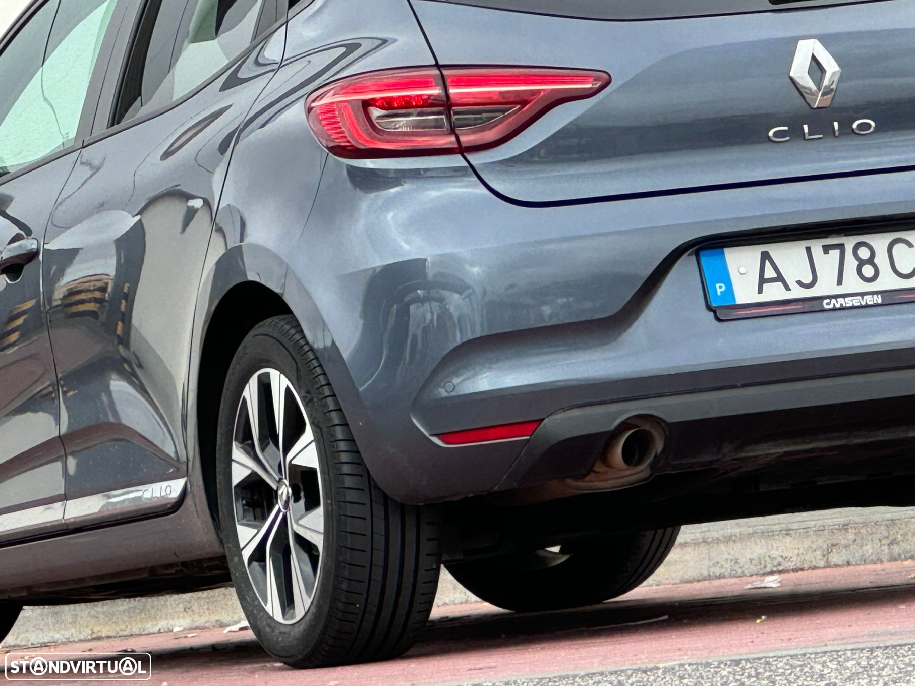 Renault Clio 1.0 TCe Limited Bi-Fuel - 39