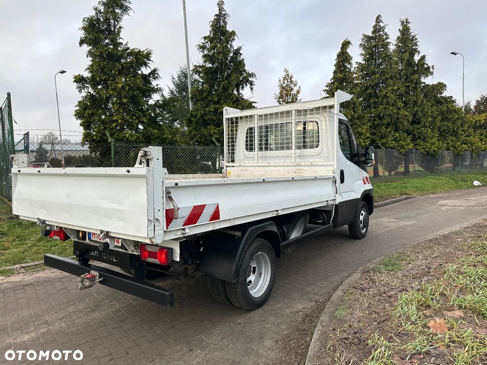 Mitsubishi FUSO KIPER WYWROTKA 3,0 - 8