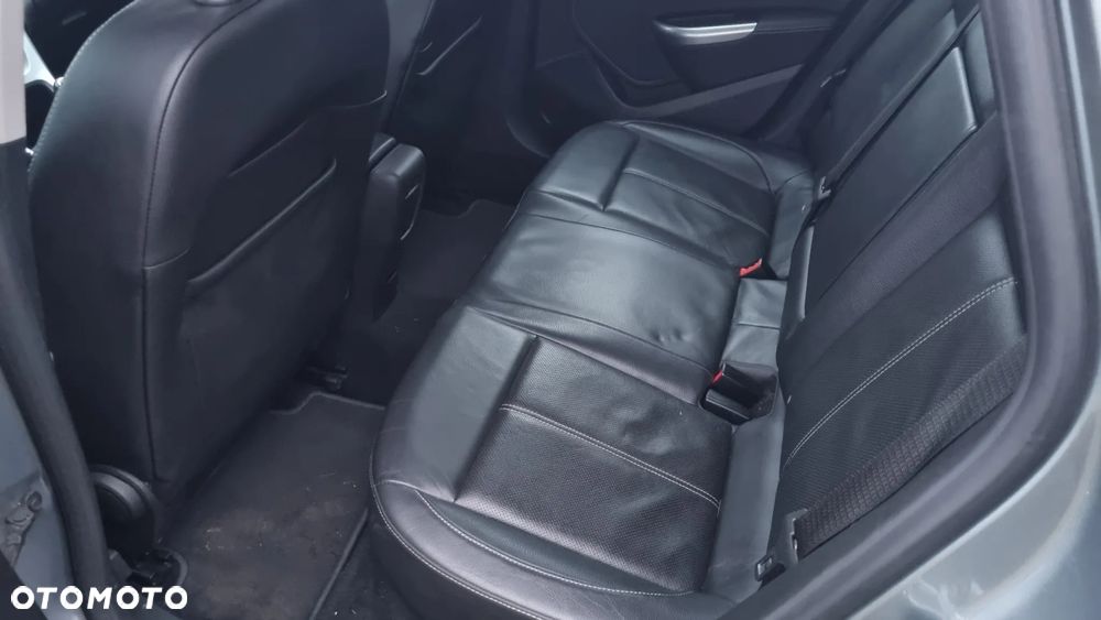 Opel Astra 1.6 Turbo Cosmo - 8