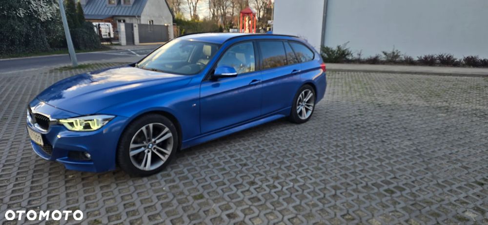 BMW Seria 3 320d xDrive - 14